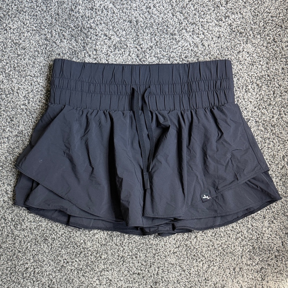 JoyLab Black Ruffle Tennis Skort with Drawstring